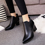 2016 Autumn Fashion Martin Boots Women Casual Leather Boots Pointed Toe Buckle Warm Plush Women Ankle Boots