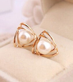 Korean jewelry sweet and romantic and lovely and generous temperament imitation pearl earrings Free shipping